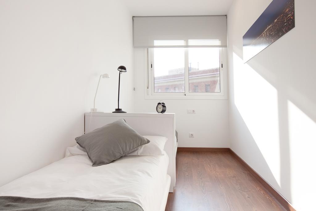 Blackandwhitehome Montjuïc-Fira Барселона Стая снимка