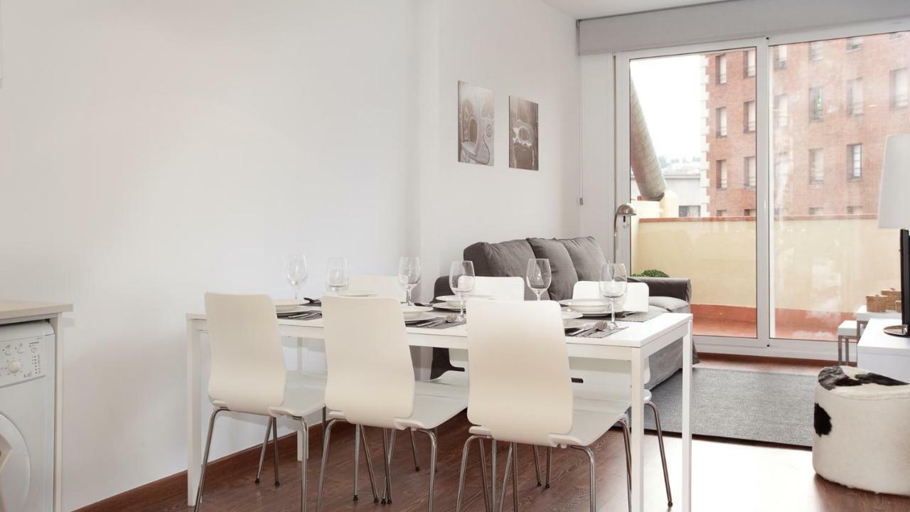 Blackandwhitehome Montjuïc-Fira Барселона Екстериор снимка