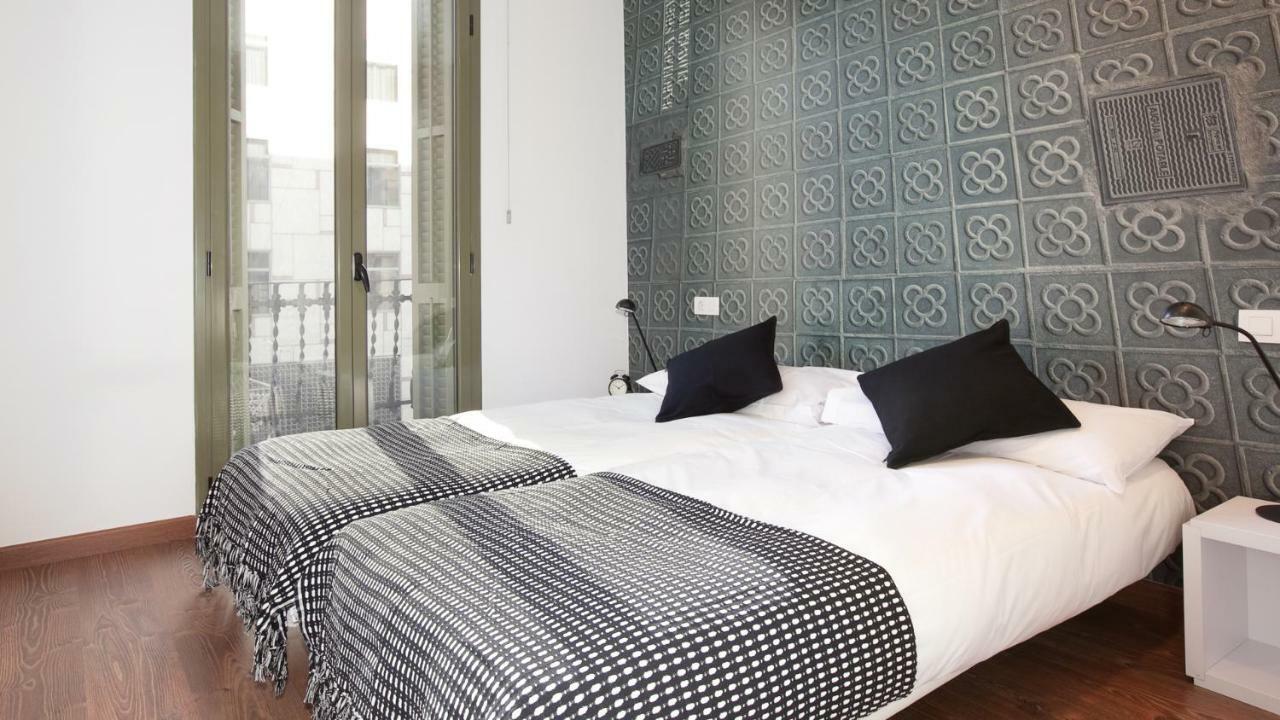 Blackandwhitehome Montjuïc-Fira Барселона Екстериор снимка