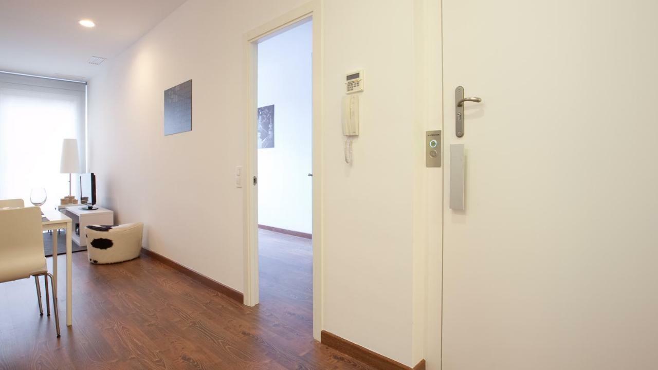 Blackandwhitehome Montjuïc-Fira Барселона Екстериор снимка